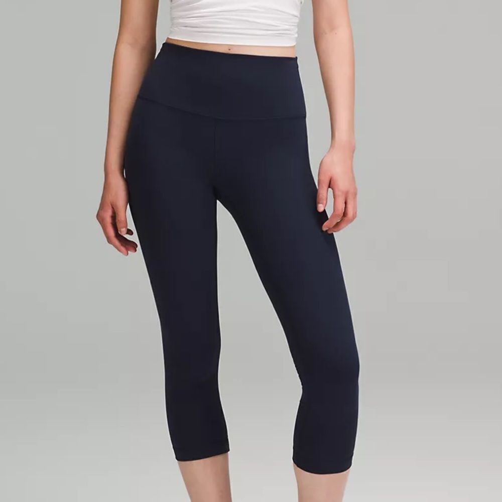 Lululemon Wunder Under Crop (Hi-Rise) *Full-On Luxtreme‎ 21"